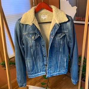 FRAME stonewash denim trucker jacket with faux shearling lining size M